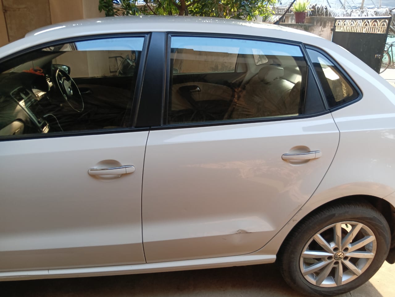 Volkswagen Ameo(2016-2019) Highline 1.2l Plus (p)